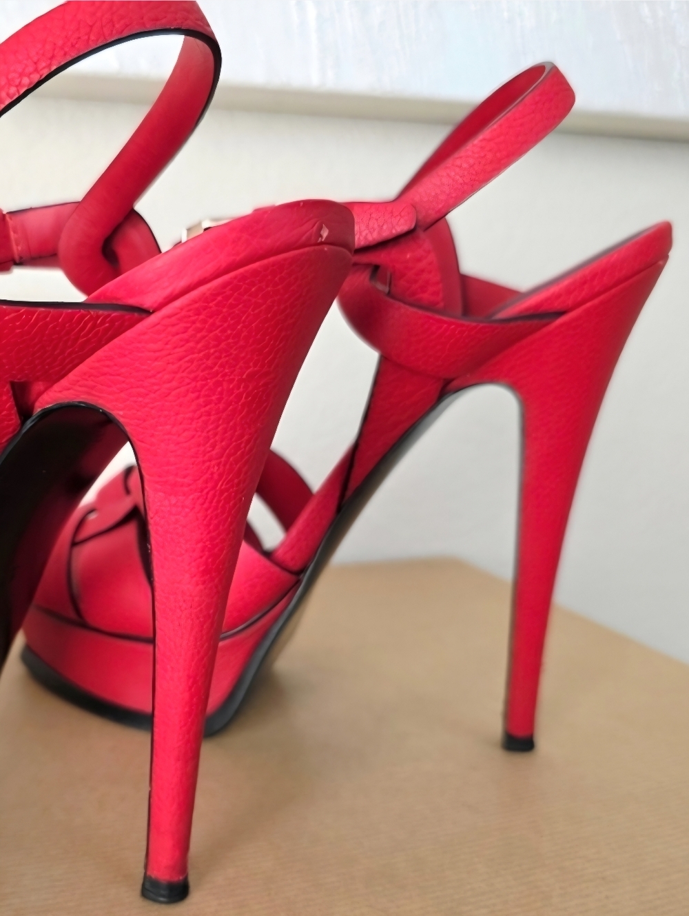 YSL Yves Saint Laurent Red Leather Strappy Ankle Strap High Heels EU38 / US8 - Picture 10 of 13